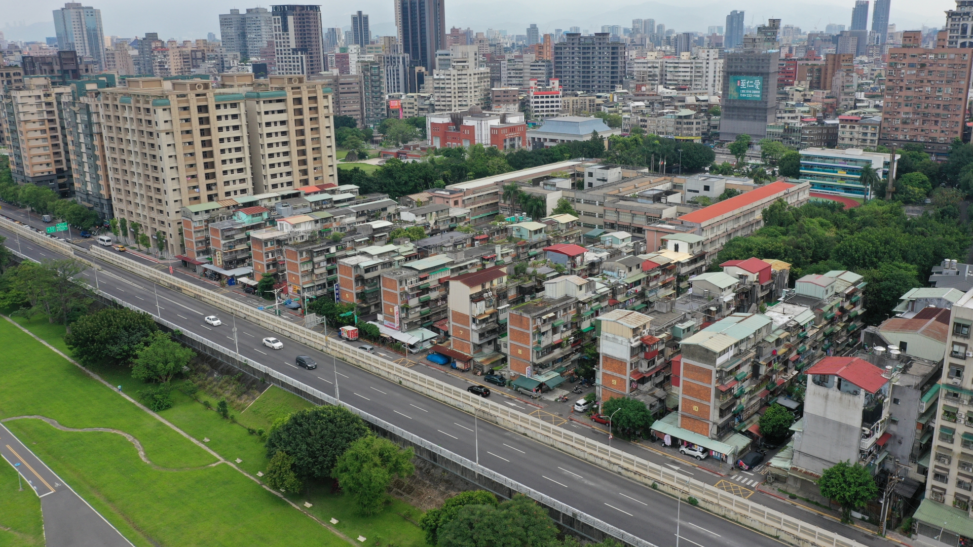 深入地方 傾聽居民需求